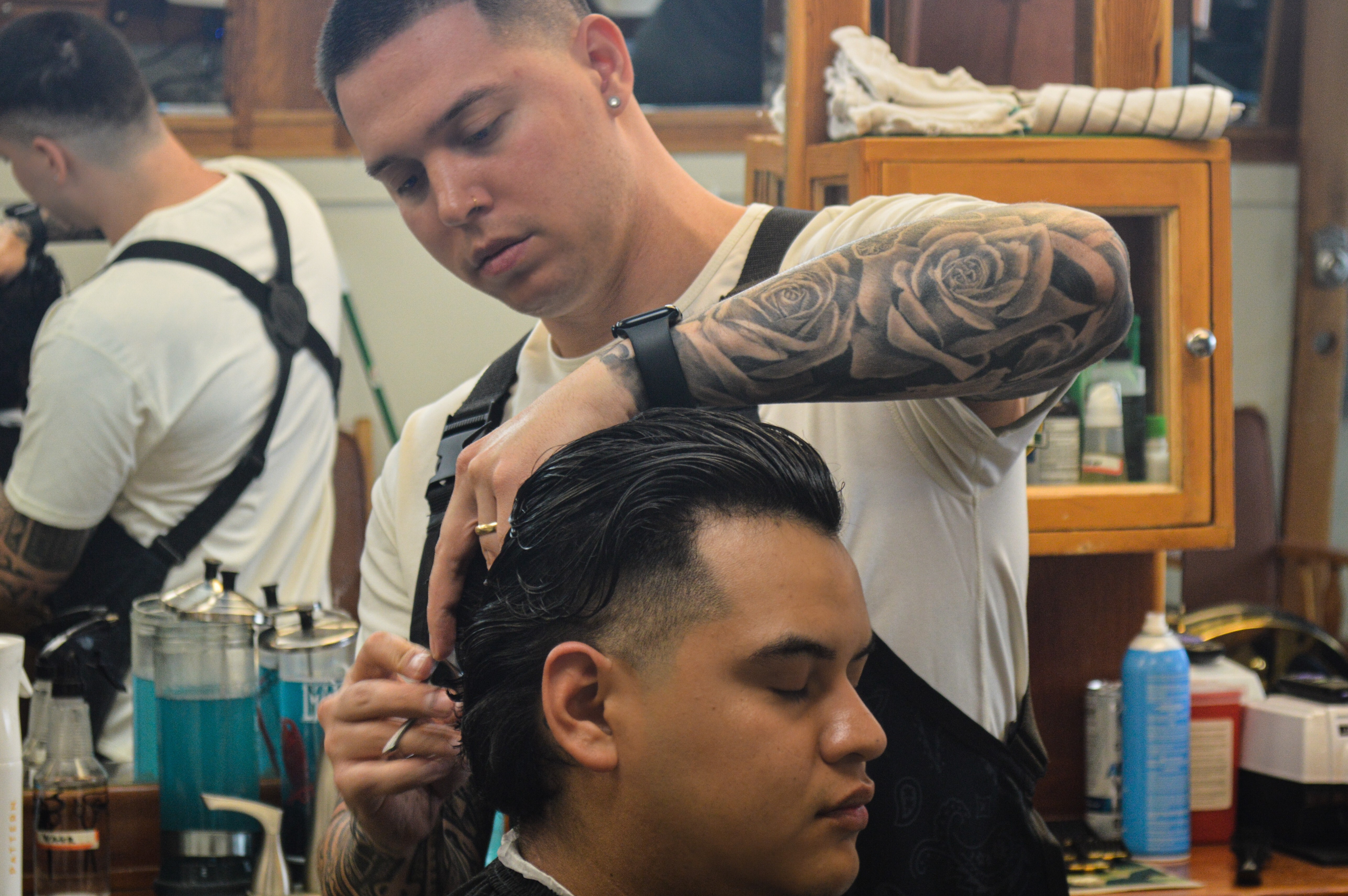 Tigard Barbershop#PDX Barbershop # Portland Barbershop# edge#straight edge#designer# talented barber