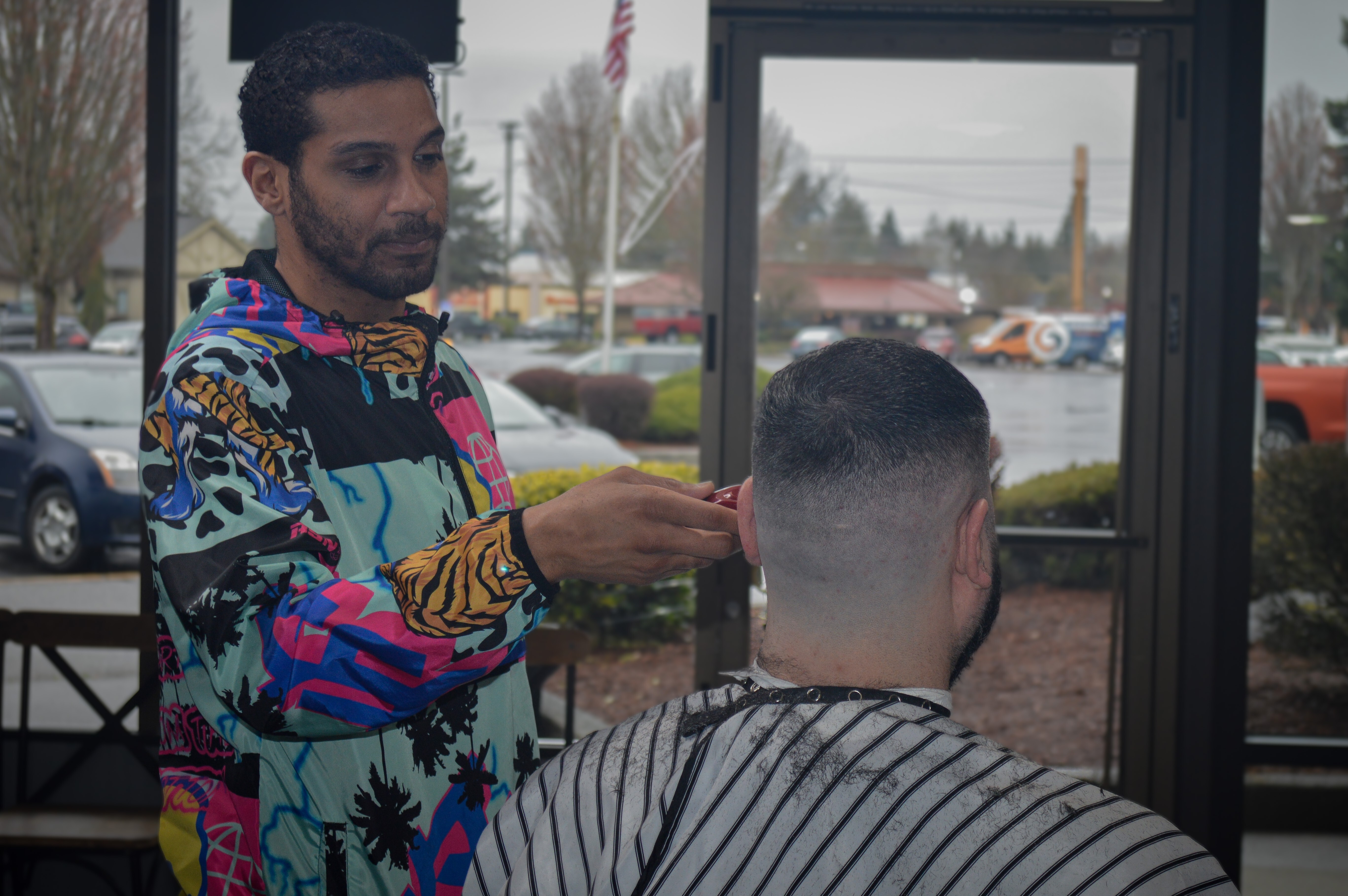Barber#Portland Barber # PDX barber#Antique Barbershop #edge#fade#line up#Shave#black hair#Portland Barbershop# PDX barbershop#designe